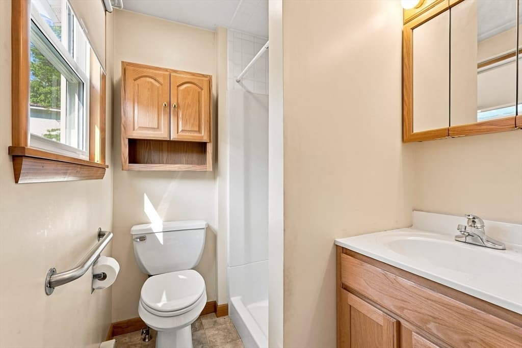 11 Newton Street, Montague MA 01349 photo 11