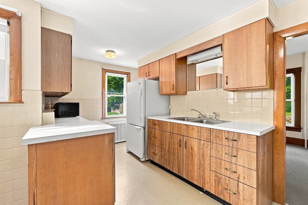 11 Newton Street, Montague MA 01349 photo 8