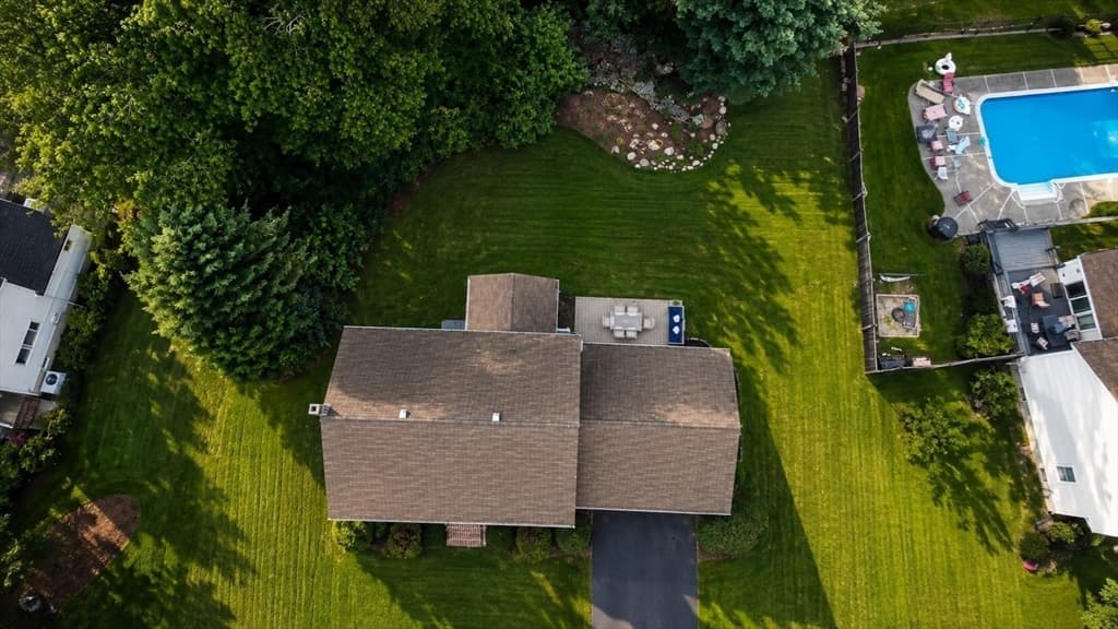 239 Presidential Dr, Abington MA 02351 photo 20