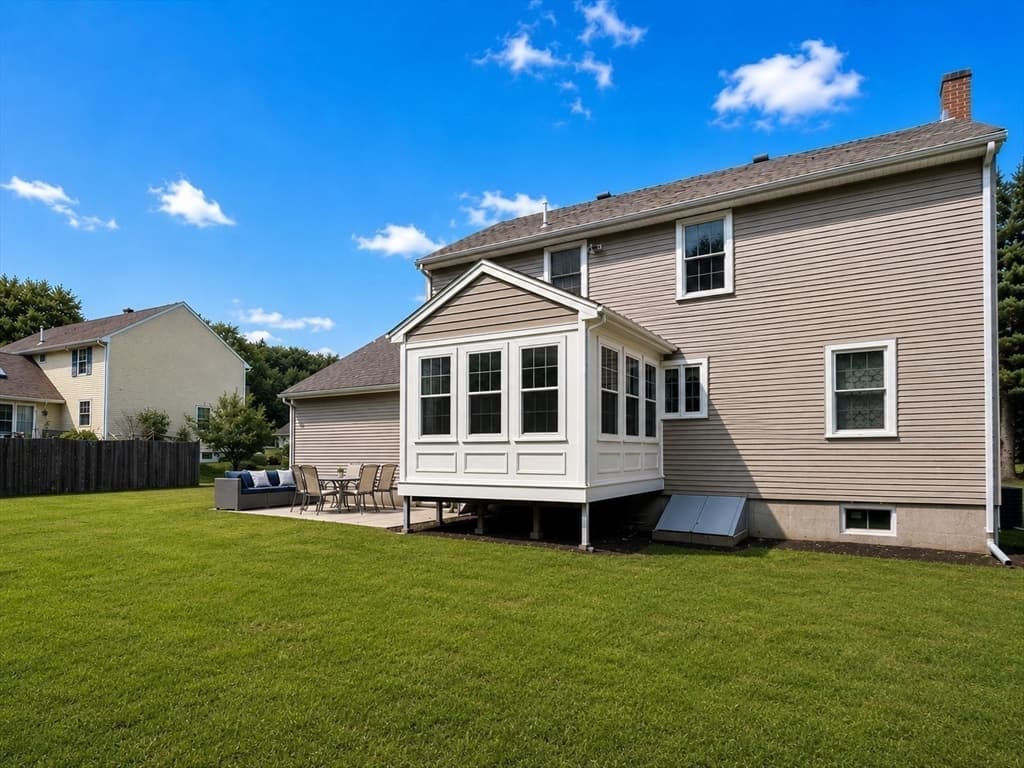 239 Presidential Dr, Abington MA 02351 photo 19