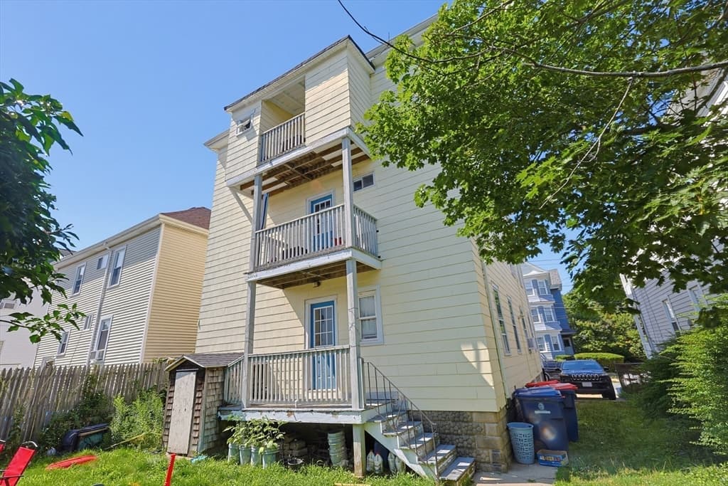 126 Princeton St, New Bedford MA 02745 photo 12