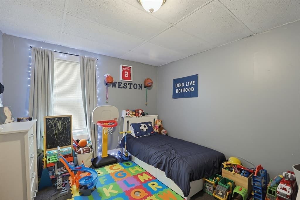 126 Princeton St, New Bedford MA 02745 photo 8