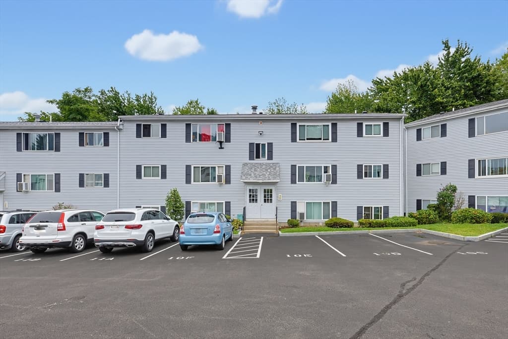5455 N Main St # 11A, Fall River MA 02720