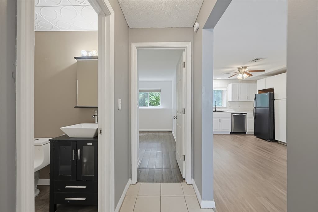 5455 N Main St # 11A, Fall River MA 02720 photo 9