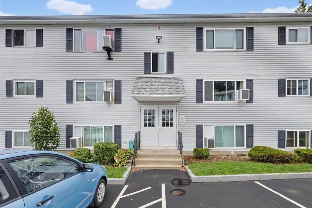 5455 N Main St # 11A, Fall River MA 02720 photo 4