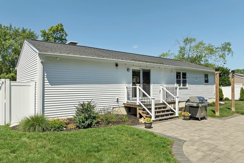 3 Trafford Road, Hampton NH 03842 photo 2