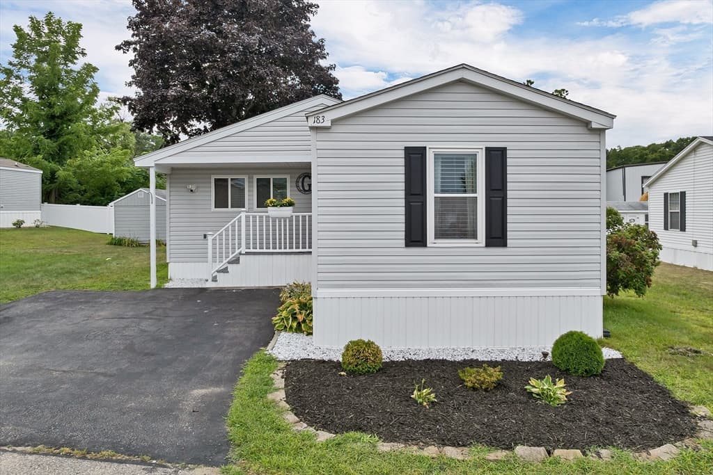 183 Orchard Street, Seabrook NH 03874 photo 2