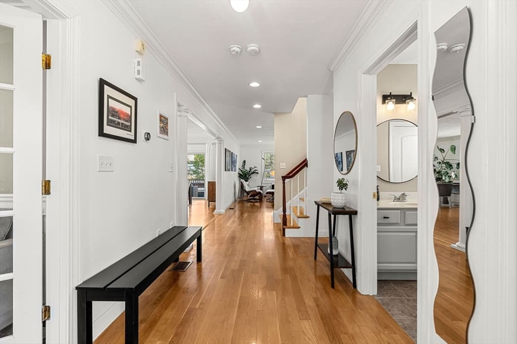 27 Hillock St, Boston MA 02131 photo 6