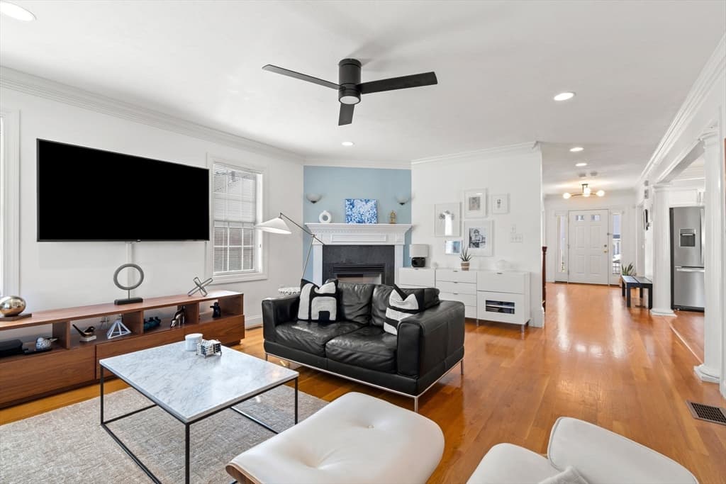 27 Hillock St, Boston MA 02131 photo 19