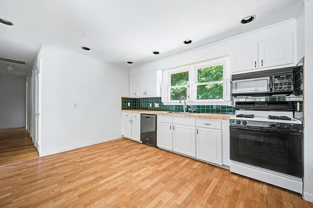 57 Gleason St., Framingham MA 01701 photo 13