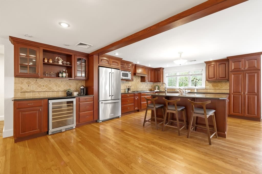 57 Douglas Rd, Needham MA 02492 photo 6