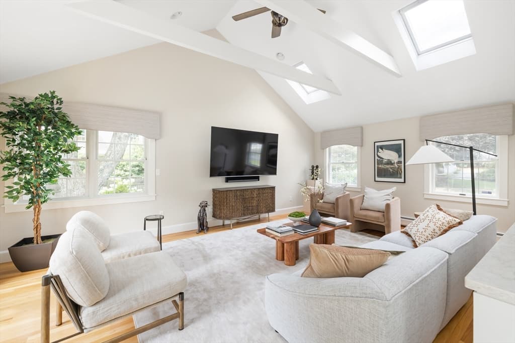 57 Douglas Rd, Needham MA 02492 photo 11