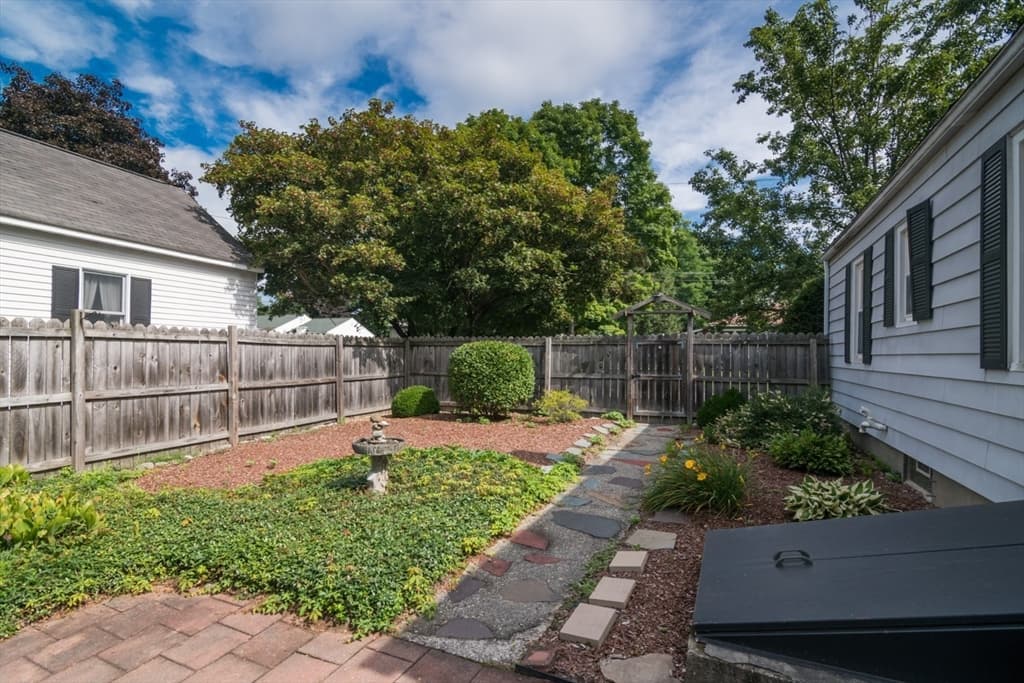202 Jackson St, Northampton MA 01060 photo 27