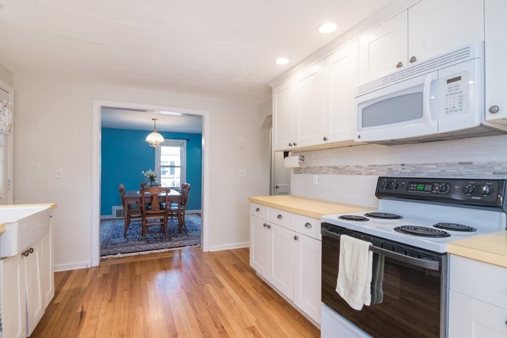 202 Jackson St, Northampton MA 01060 photo 13