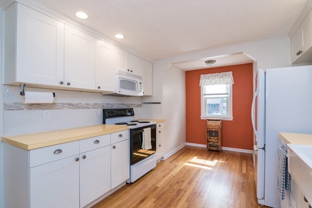 202 Jackson St, Northampton MA 01060 photo 10