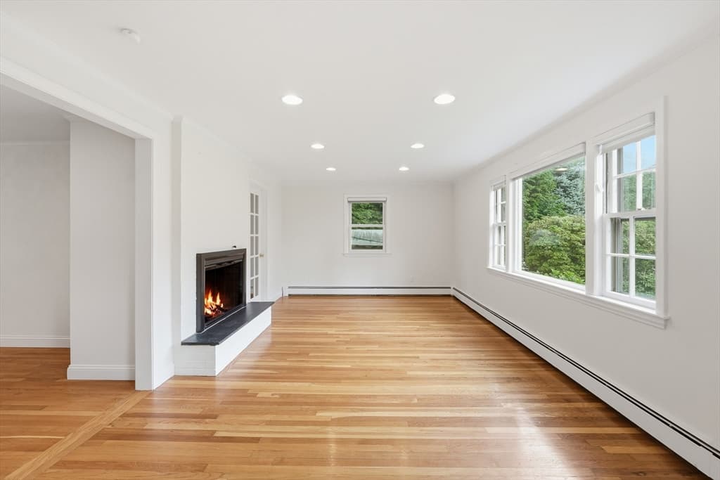 8 Wilson St, Wellesley MA 02482 photo 6