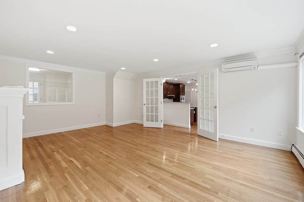 8 Wilson St, Wellesley MA 02482 photo 17