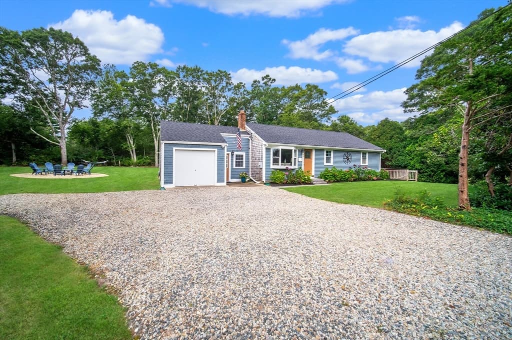 945 Santuit Newtown Rd, Barnstable MA 02648 photo 2