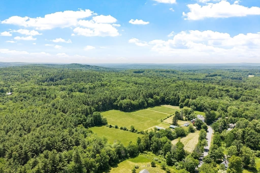 59 Old Mill Rd, Harvard MA 01451