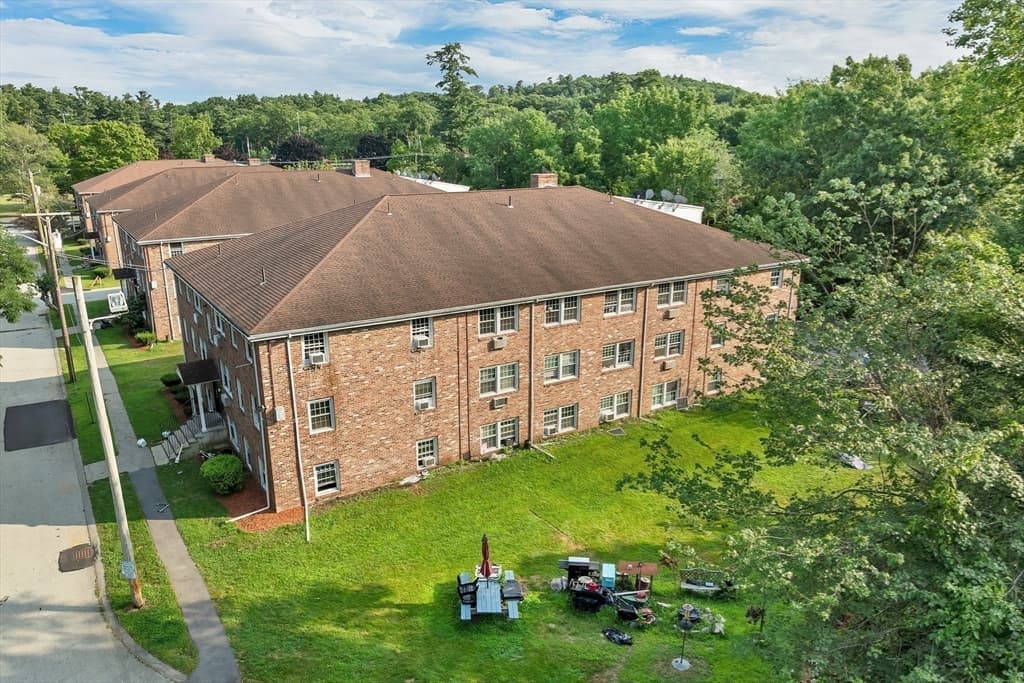 8 Carriage Hill Rd # 17, Amesbury MA 01913 photo 12