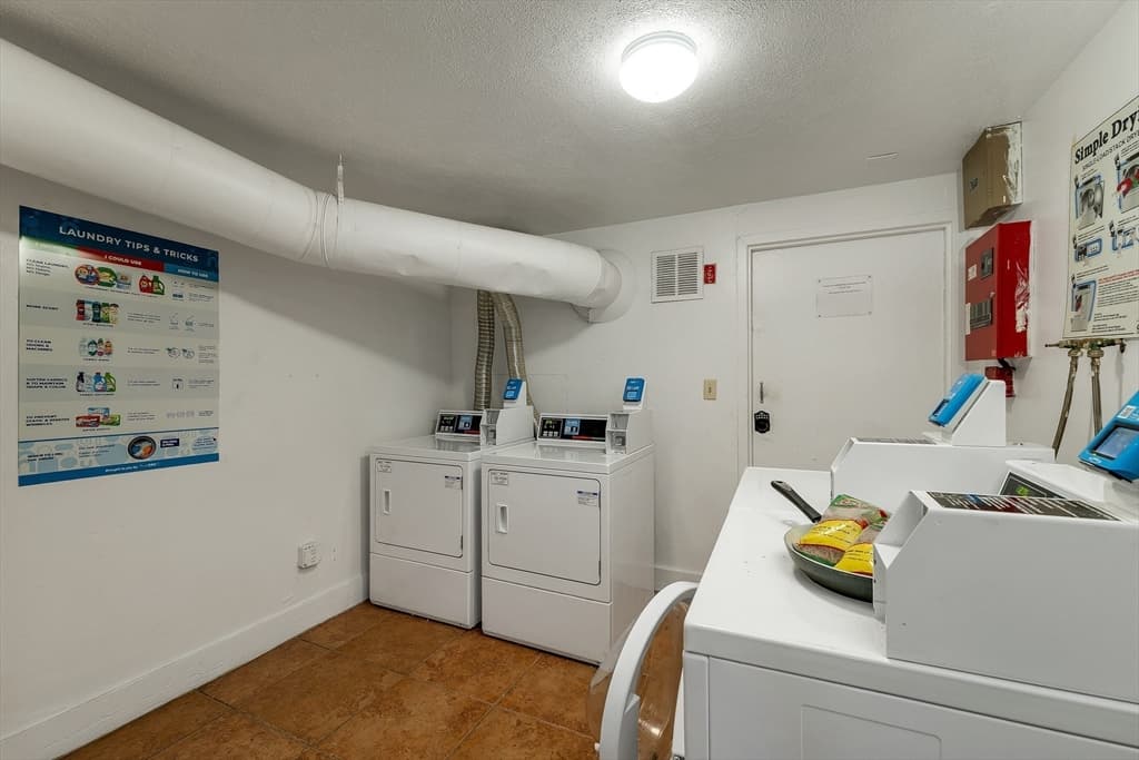 8 Carriage Hill Rd # 17, Amesbury MA 01913 photo 11