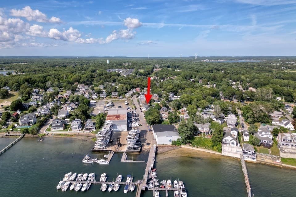 8 Green St, Wareham MA 02558 photo 4