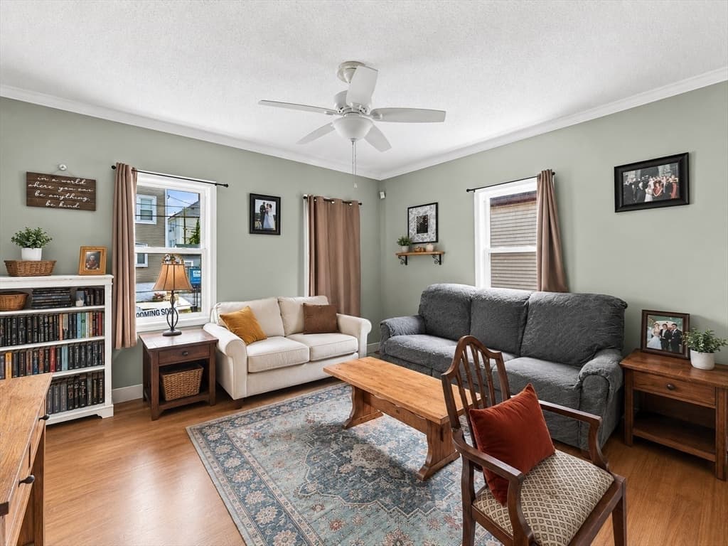21 Salisbury St, New Bedford MA 02744 photo 6