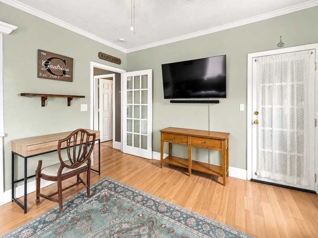 21 Salisbury St, New Bedford MA 02744 photo 7