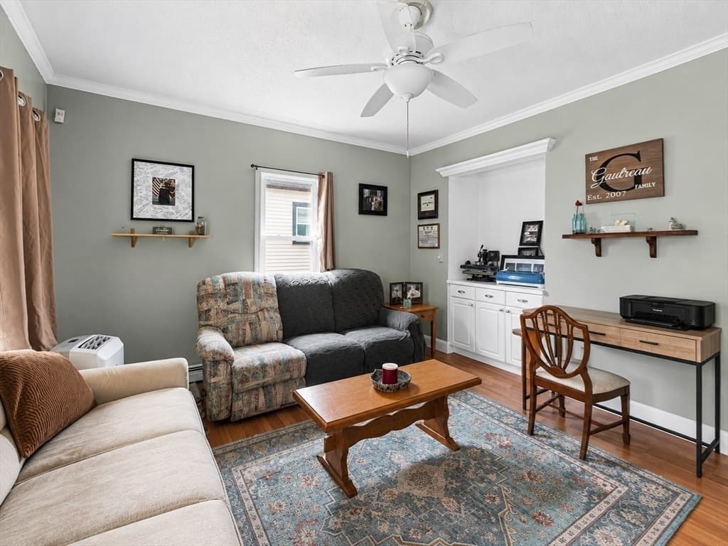 21 Salisbury St, New Bedford MA 02744 photo 5