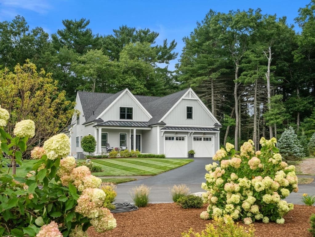64 Olde Forge Lane, Easton MA 02375