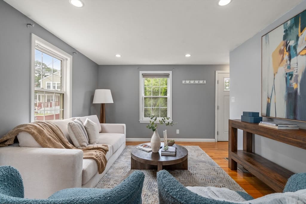 6 Tyler St, Boston MA 02136 photo 5