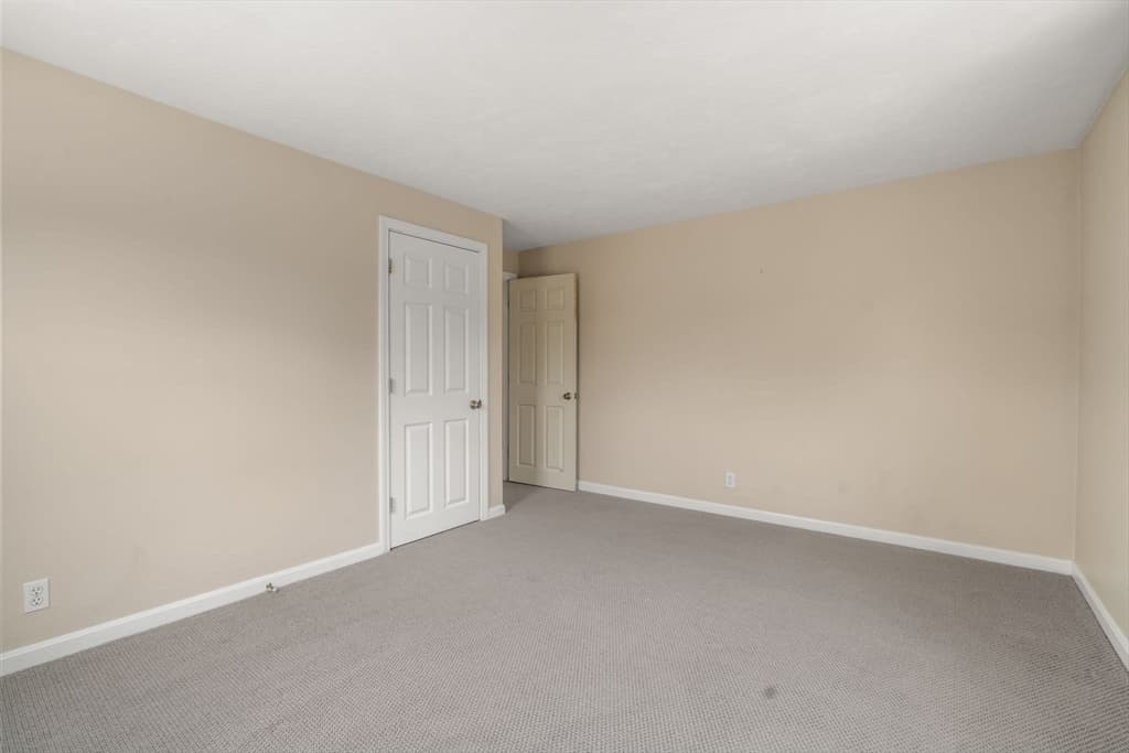 6 Tyler St, Boston MA 02136 photo 18