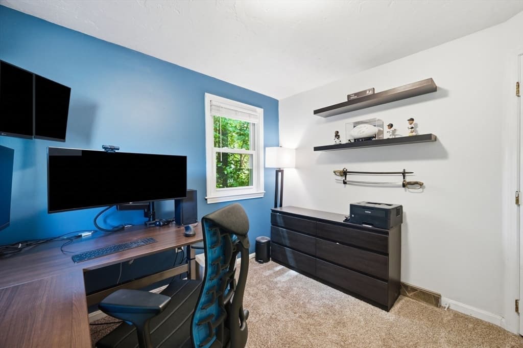668 Summer St, Rockland MA 02370 photo 19