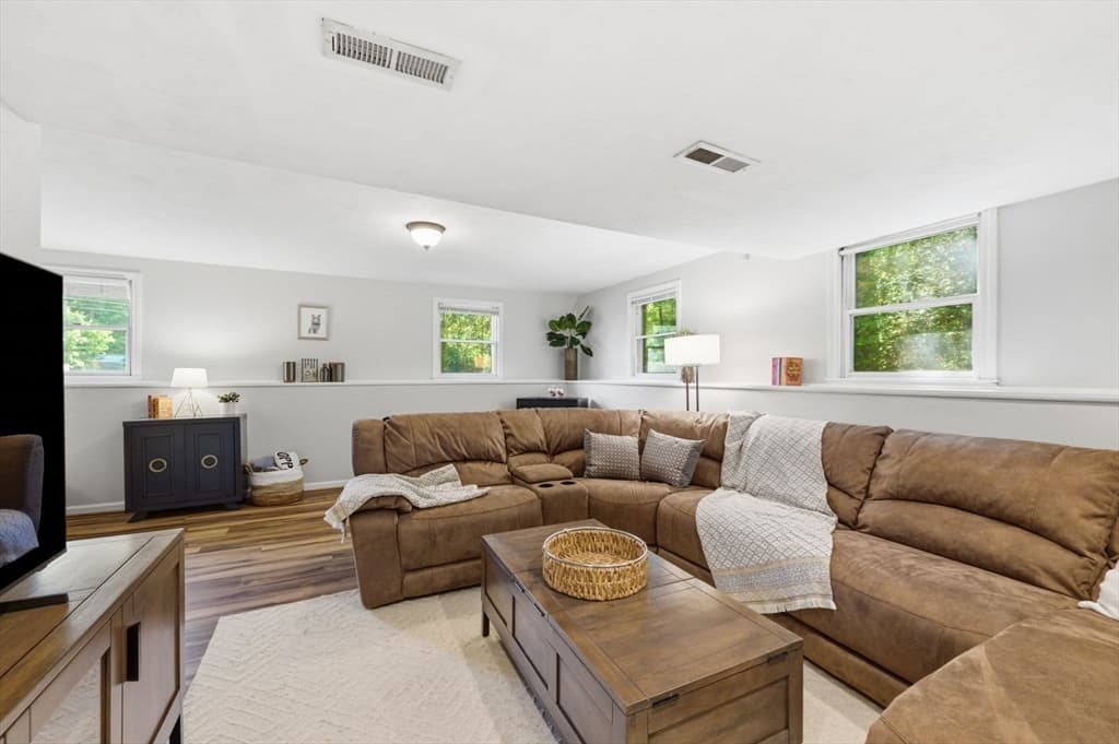 668 Summer St, Rockland MA 02370 photo 25