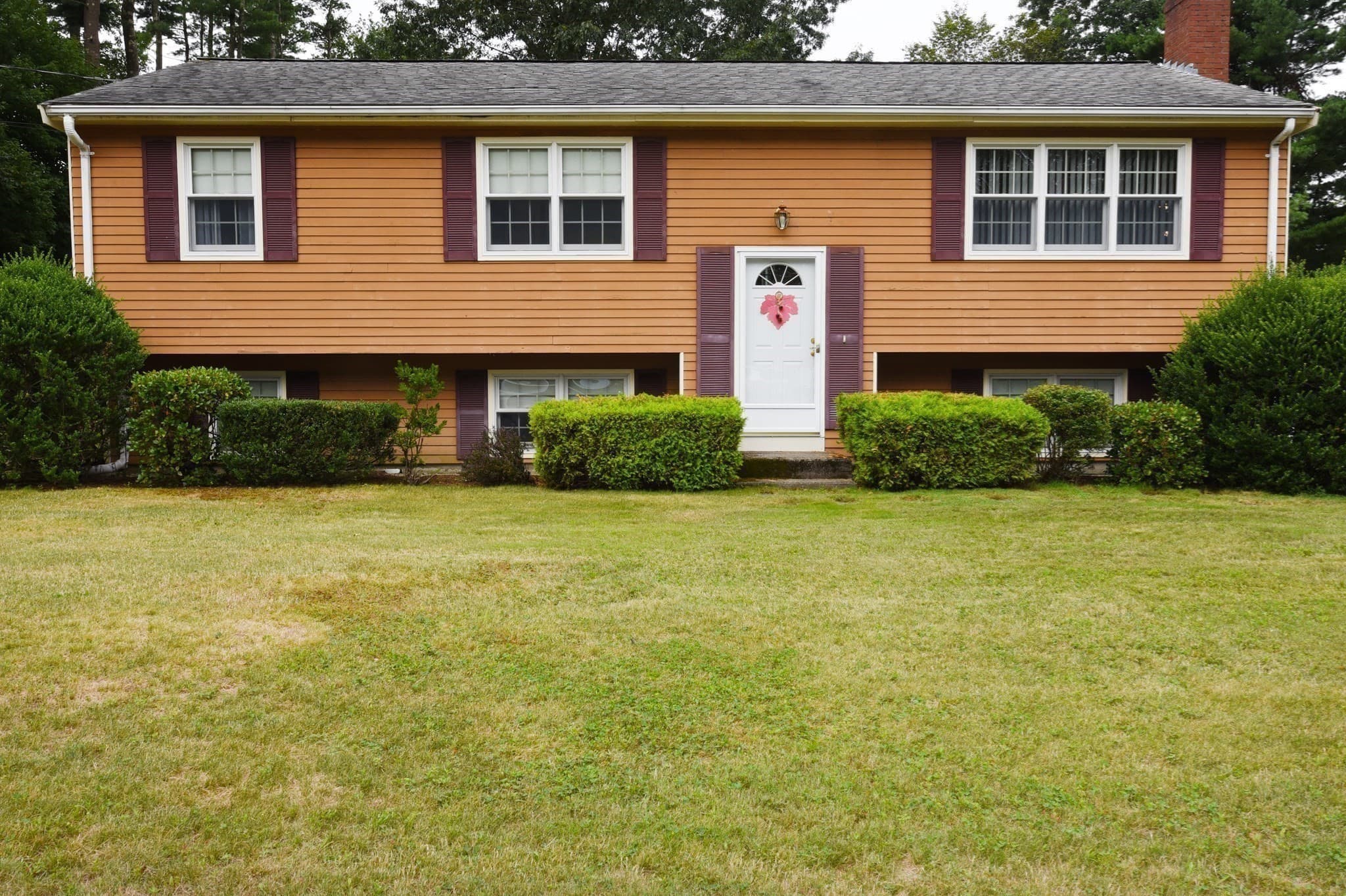 Single Family Residence at 16 Arrow Drive, Whitman MA 02382, Whitman, photo 2 of 37