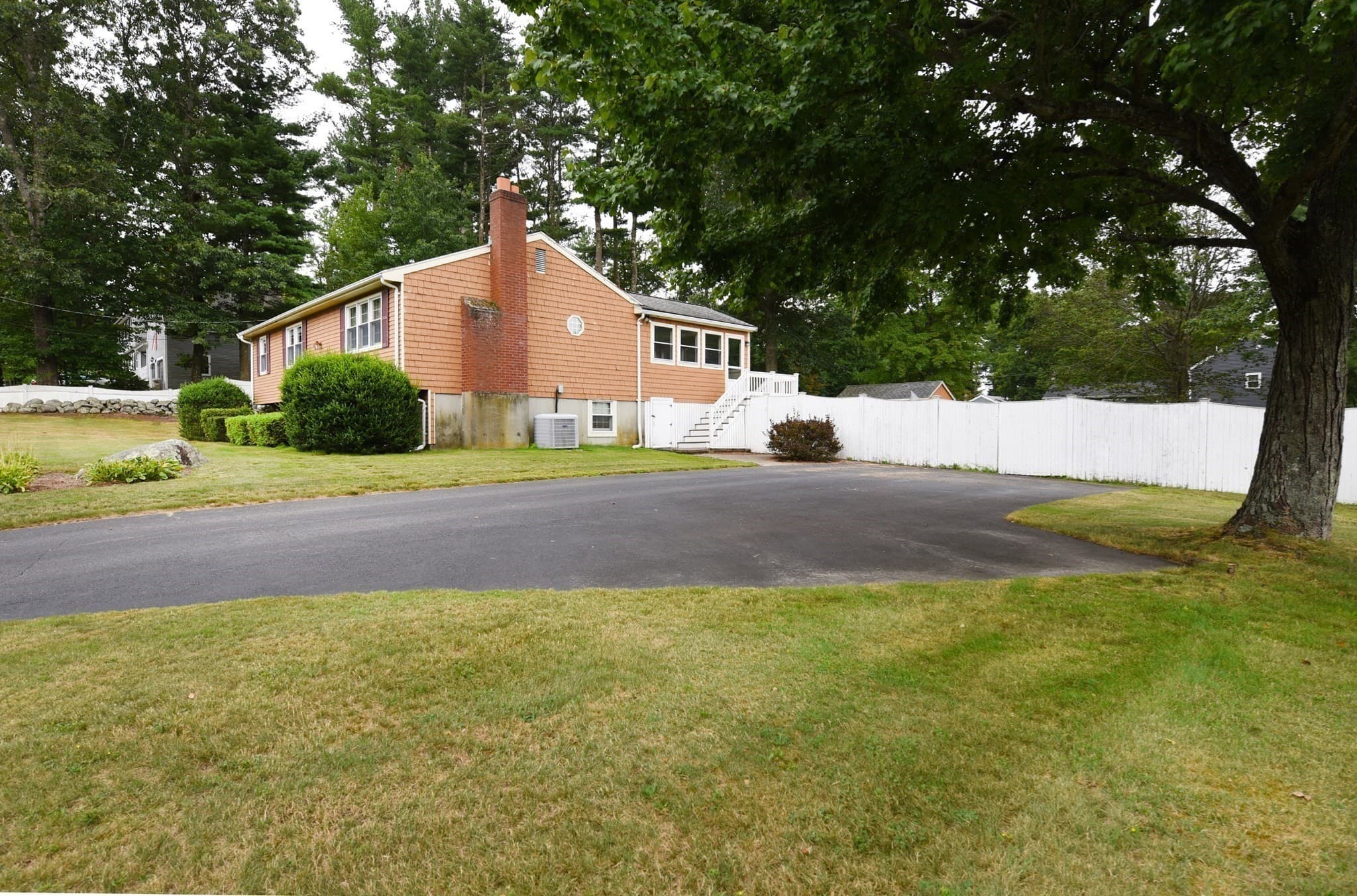 Single Family Residence at 16 Arrow Drive, Whitman MA 02382, Whitman, photo 5 of 37