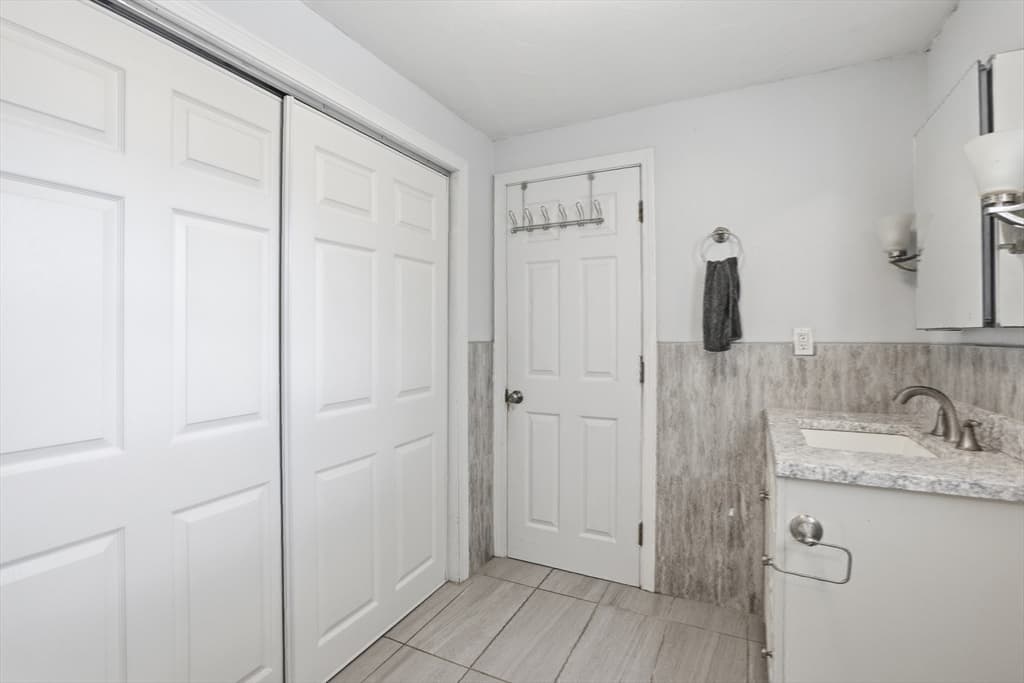 107 Pond St, Rockland MA 02370 photo 30
