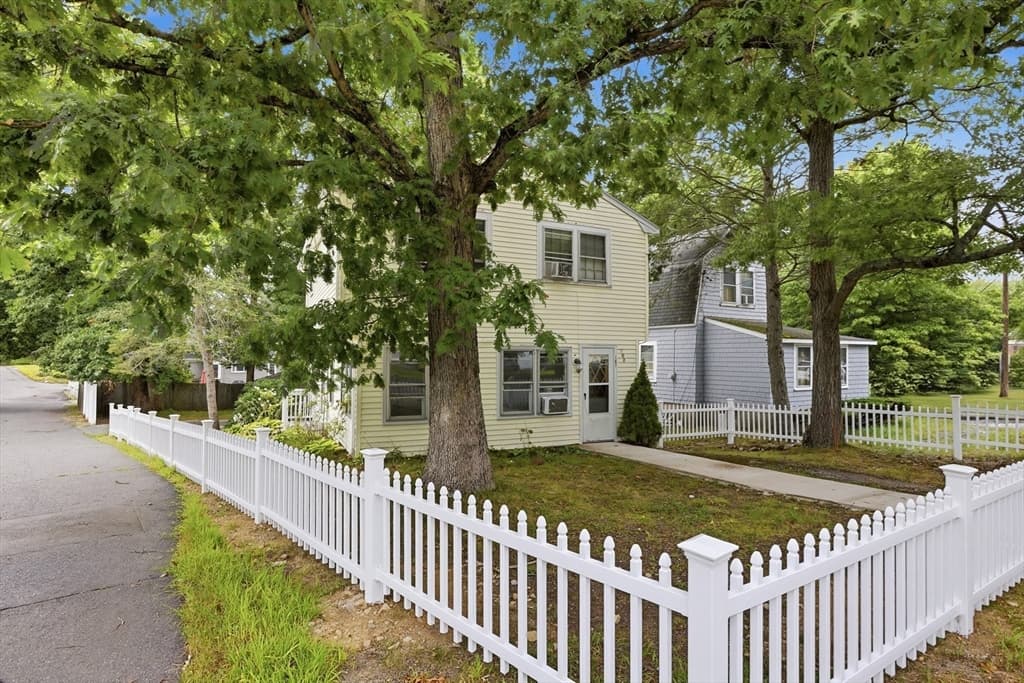107 Pond St, Rockland MA 02370 photo 34