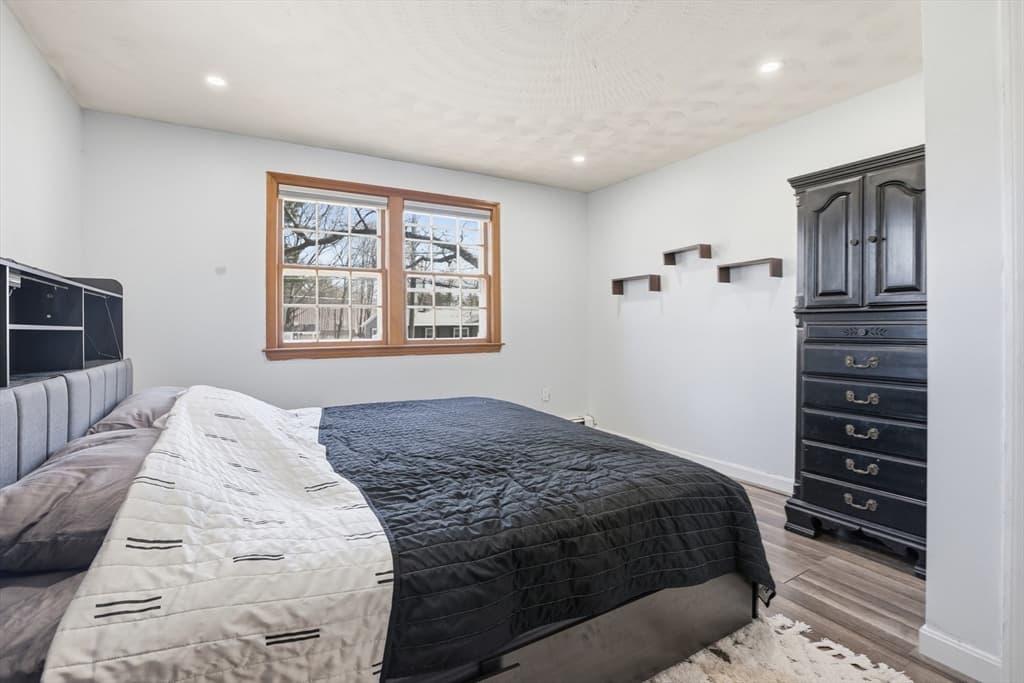 107 Pond St, Rockland MA 02370 photo 25