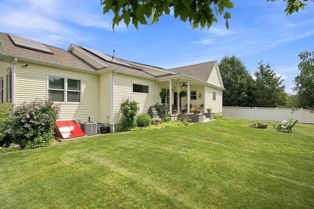 135 Lancaster Dr, Agawam MA 01001 photo 39