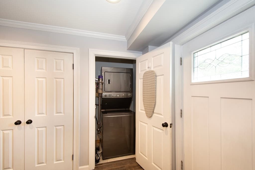 218 Westminster Rd, Weymouth MA 02189 photo 6