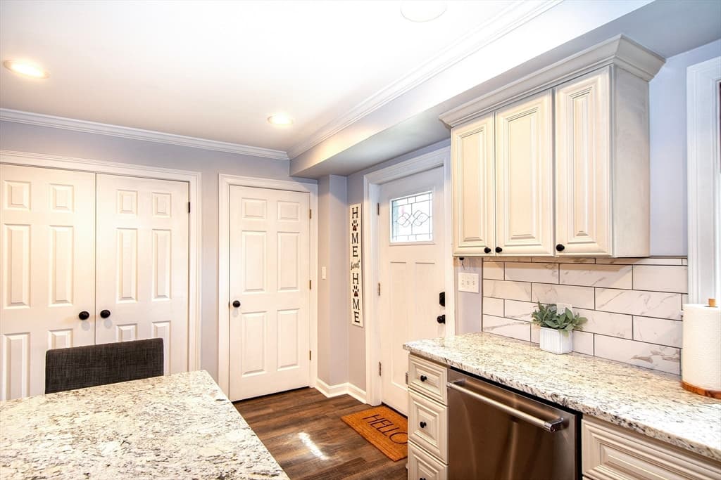 218 Westminster Rd, Weymouth MA 02189 photo 5