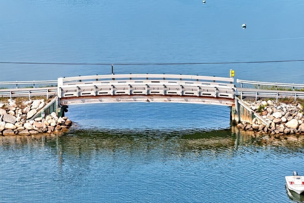50 Popponesset Island Road, Mashpee MA 02649 photo 5