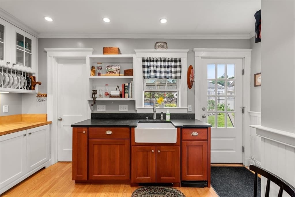 45 Wendell Park, Milton MA 02186 photo 17