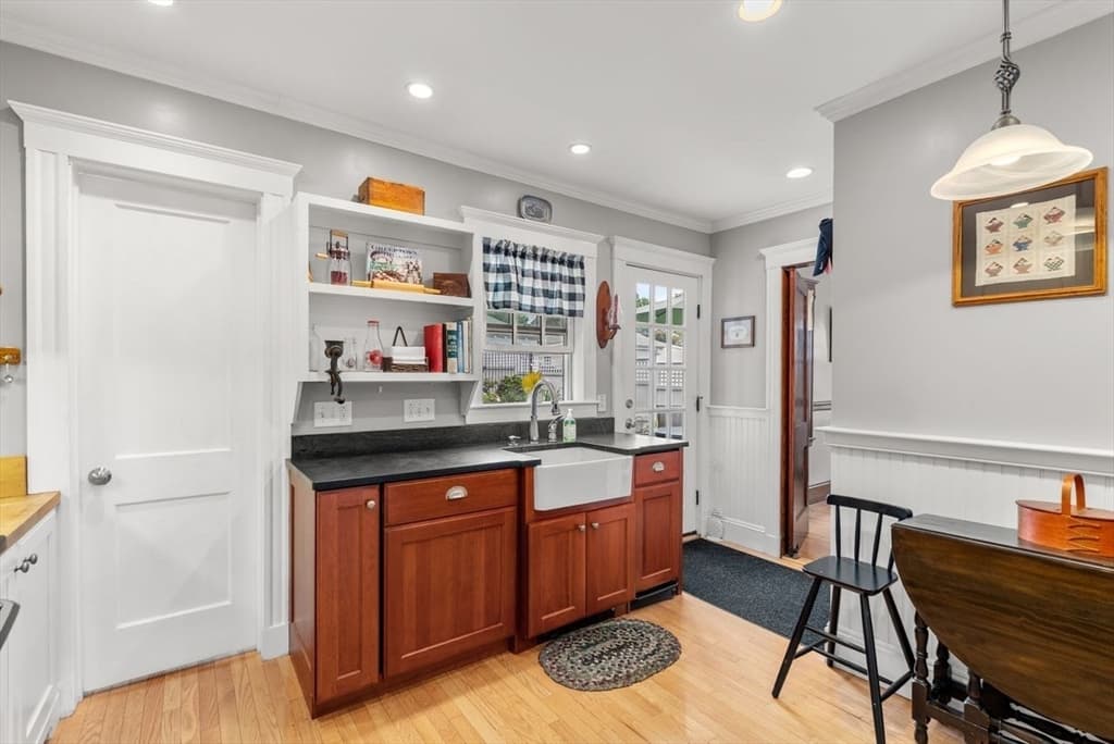 45 Wendell Park, Milton MA 02186 photo 14