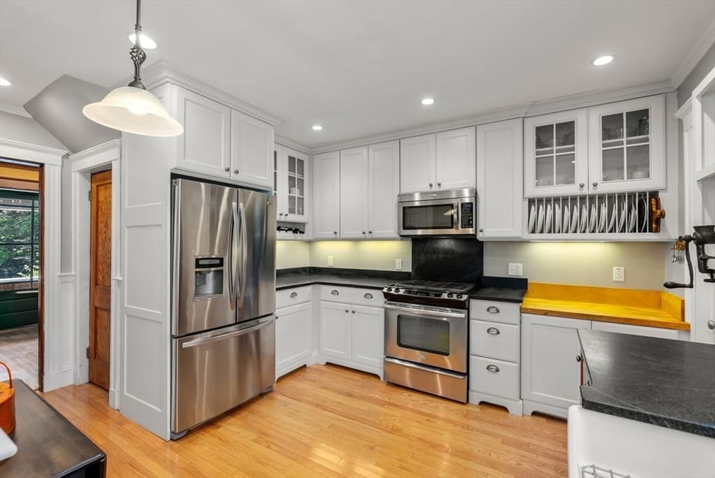 45 Wendell Park, Milton MA 02186 photo 15