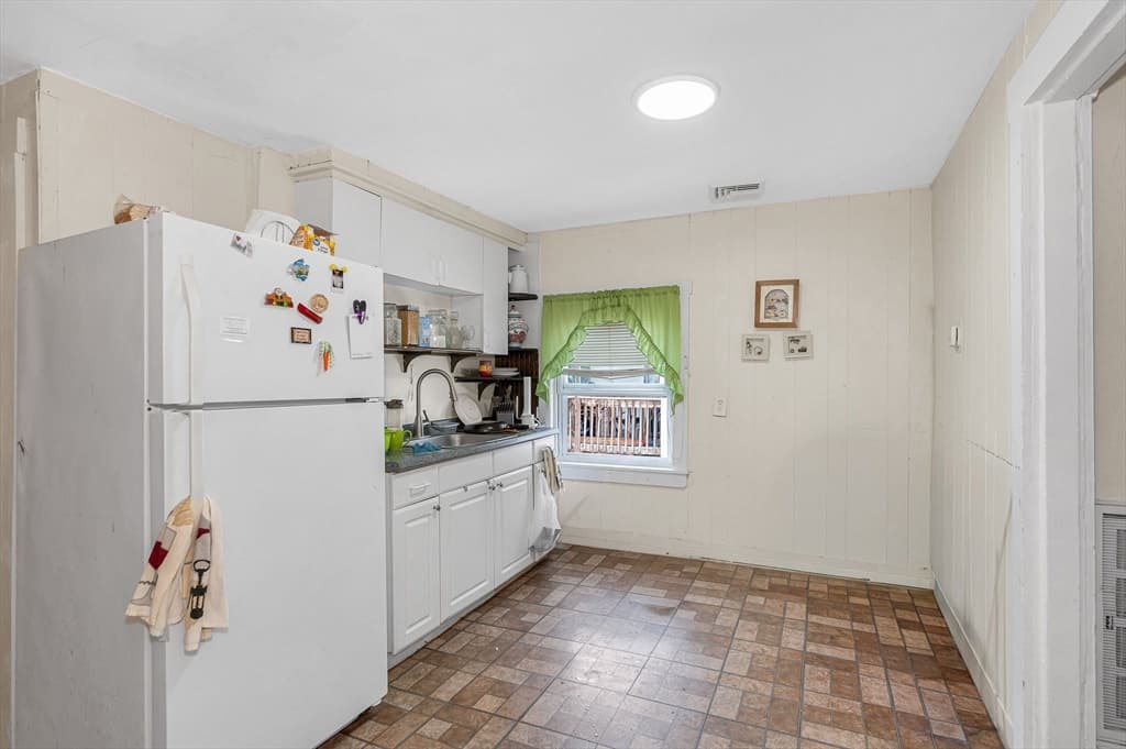 694 Merrimack Street, Lowell MA 01854 photo 31
