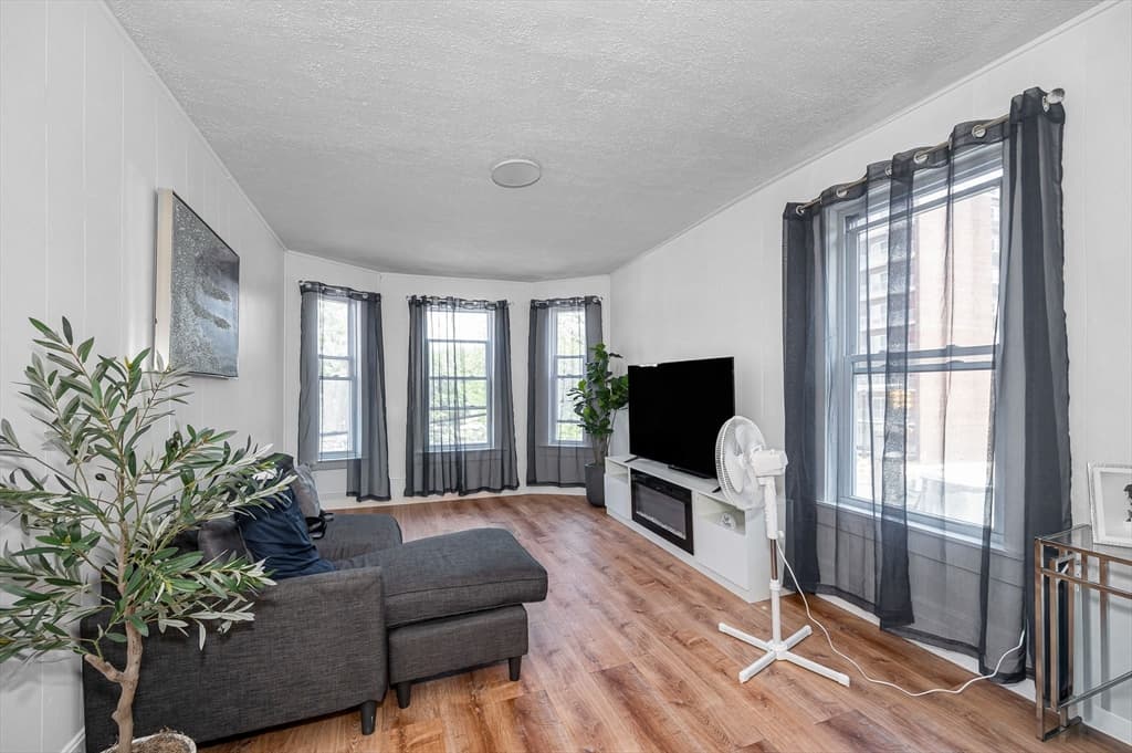 694 Merrimack Street, Lowell MA 01854 photo 8
