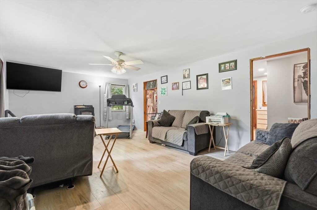 483 Federal St, Montague MA 01351 photo 10
