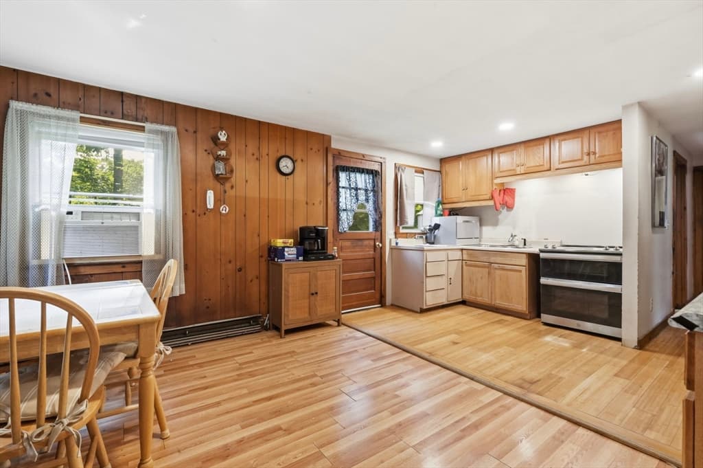 483 Federal St, Montague MA 01351 photo 11